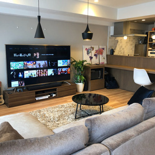 75インチ ４Kテレビ /木製テレビ台とset ※格安にてお譲りします。