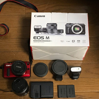 Canon EOS M ダブルズームキット+マウントアダプター+...