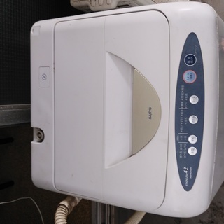 洗濯機　ＳＡＮＹＯ　ASW-42H3(W)　97年製