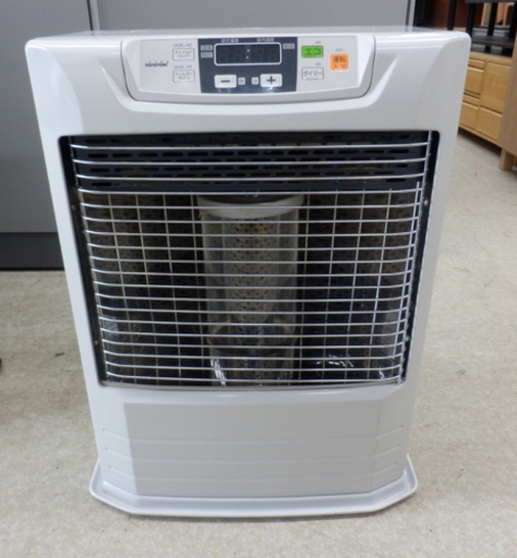床暖房ストーブ一式です。トヨトミHR686 コロナ床暖房