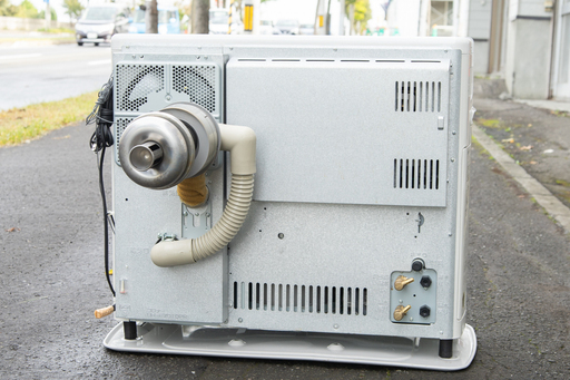 19B0395 B 札幌 中古 コロナ 床暖房機能付き FF式石油ストーブ UH