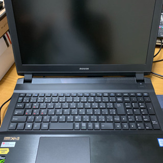 アイボリー×レッド 【美品 純正ゲーミングマウス付き】OMEN 17 GTX1070