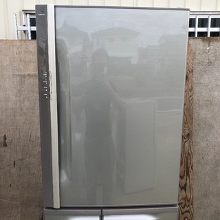 ファミリー向け 401L 5ドア冷蔵庫 東芝 GR-40NC