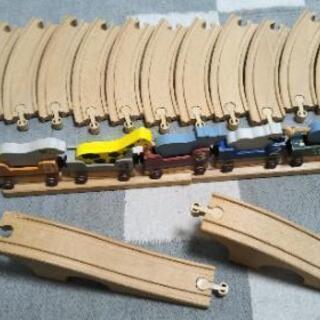 イケア 木製電車