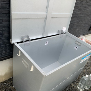 屋外ゴミ箱　ダストボックス