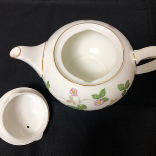 ウェッジウッド ワイルドストロベリー ティーポット 