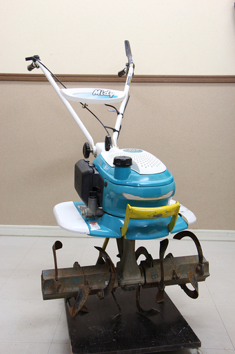 Kubota TMA300 Midy 農用トラクター 歩行型 (10UD3400YGGw)