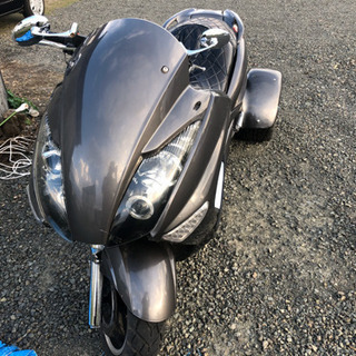 マジェスティトライク 200CC