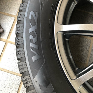 スタッドレスタイヤ BRIDGESTONE VRX2 205/55/R16 ホイール付き4本セット