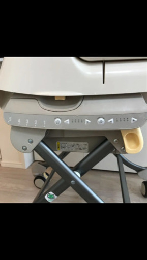コンビ 電動 ハイローチェア