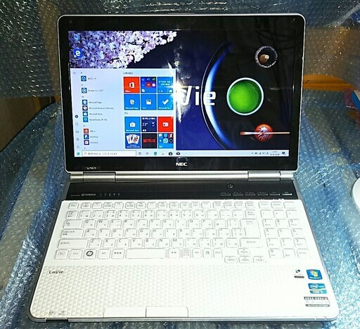 LaVie改123 Core i7 SSD Win10