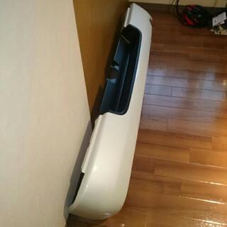 この出品の品は決まりました❗有難うございました。【ハイエース】(200系・5型)【〈純正〉Fボンネット・Rバンパー 】 