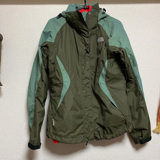 THE NORTH FACE ノースフェイス マウンテンパーカー...