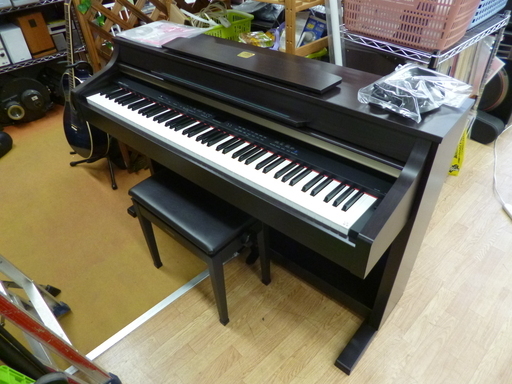 YAMAHA Clavinova CLP-330 電子ピアノ 鍵盤数88 録音機能付き 取扱説明書・ヘッドフォン付き ヤマハ クラビノーバ☆ PayPay(ペイペイ)決済可能 ☆ 札幌市 清田区 平岡