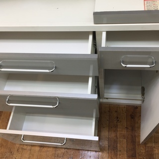  1時間無料軽トラ貸出し、有料配送あり【トレファク入間店】シギヤマ家具のﾚﾝｼﾞﾎﾞｰﾄﾞのご紹介！