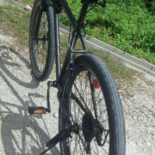 太めタイヤのマウンテンバイク風の中古自転車　