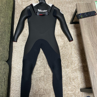 ウェットスーツセミドライ