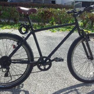 太めタイヤのマウンテンバイク風の中古自転車　
