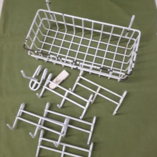 閉店セール リブラ店 回転式什器キャスター付き 青い空リサイクル 竜ヶ崎 の収納家具 棚 シェルフ の中古あげます 譲ります ジモティーで不用品の処分