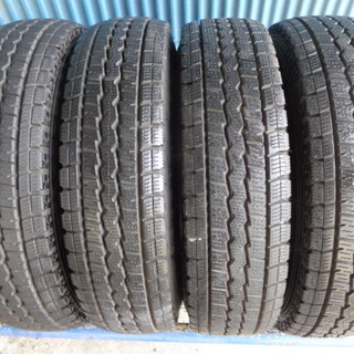 4本set　スズキキャリー（DA63T）純正スチール スタッドレス付き 12×3.50B　100/4H +45 ダンロップ WM SV-01 145R12 6PR 軽トラ