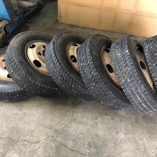 ブリザック　185/85R16 111/109L ダイナ ブリザック 185/85R16 111/109L ダイナ