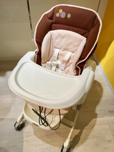 ■店頭引取限定■コンビ 電動ベビーラック ハイローチェア ルシエスAT