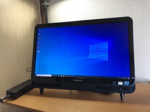 交渉中に付き受付けを停止いたします。中古　レグザPC  D712/V3GG 一体型パソコン　本体とACアダプターのみ
