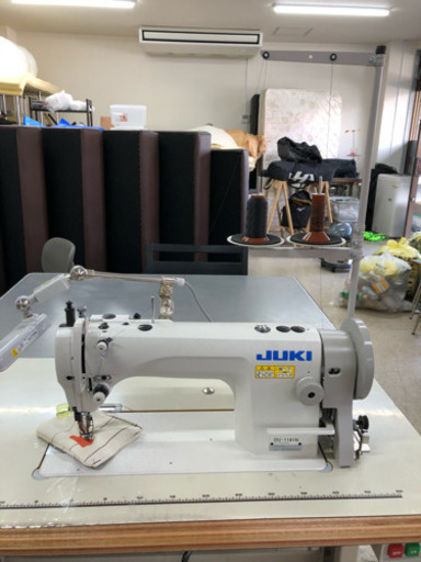 Juki TL2000QI Quilting Machine with Bonus Kit