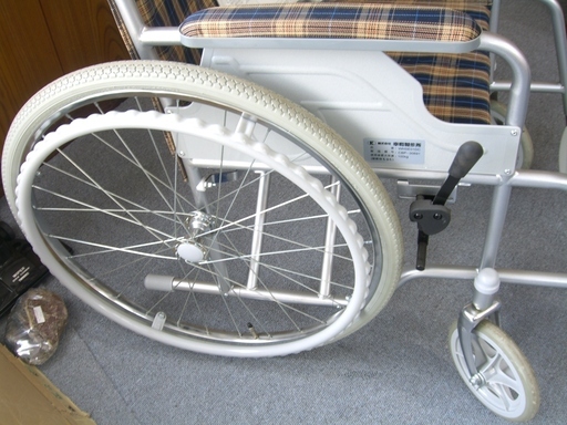 TacaoF スチール製 車椅子 車いす WHSE01DC 介護用品 手動 自走式