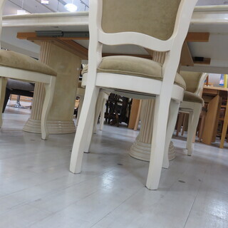 取りに来れる方限定！ キャメルグループのエクステンションダイニングセット！