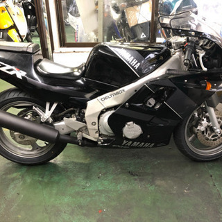低走行FZR250