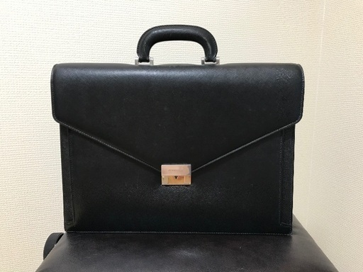 【最終値下げ！　1/18まで】バーバリー　ビジネスバッグ