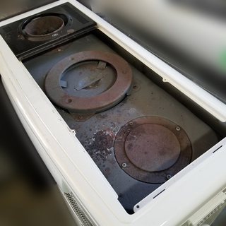 燃焼確認済【サンポット】煙突式 石油ストーブ KSH-709KC M [2014年製］木造18畳/ コンクリート29畳/札幌市白石区/店頭お引き取りOK 