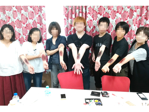 ハロウィンメイクワークショップ リアルな傷メイクを修得できます 井上 みのり 天満橋のメイクの生徒募集 教室 スクールの広告掲示板 ジモティー