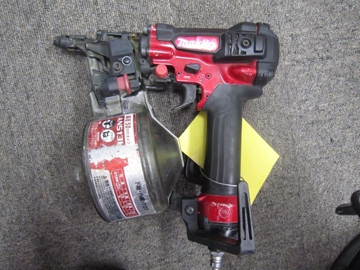 【エコプラス門司店】マキタ　高圧釘打ち機　AN513H  中古品　makita