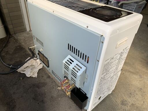 y607☆ PayPay対応！サンポット 煙突式石油ストーブ 2016年製 UFH 
