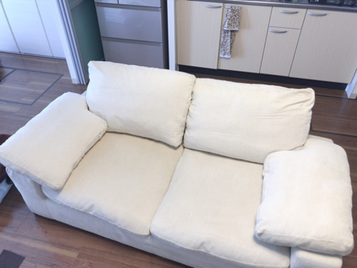 定価約25万円のソファー。
