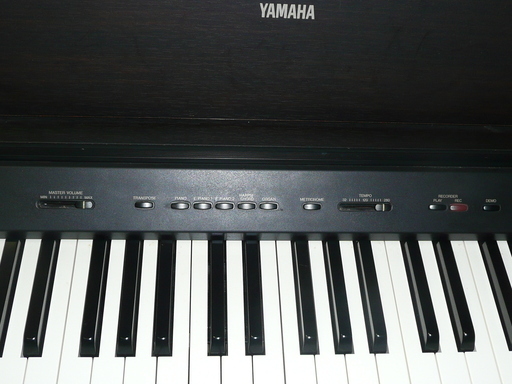 値下げ ヤマハ 電子ピアノ YDP-88 椅子付き 古いものですが使用時間 