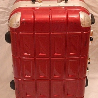 PANTHEON　赤色　中型　スーツケース