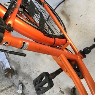 子供乗せ自転車　26インチ、オレンジ色、6段変速、お引き取りの方は値引きします。愛知県内のみ持っていきます。 子供乗せ自転車 26インチ、オレンジ色、6段変速、お引き取りの方は