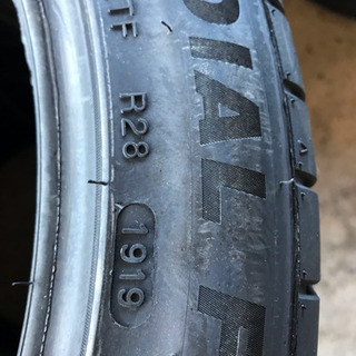 215/45/17 新品タイヤ入荷しました★交換込み★