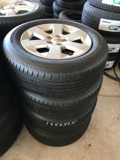 プリウス用アルミホイール付きタイヤ☆195/65/15☆車に取り付け無料☆