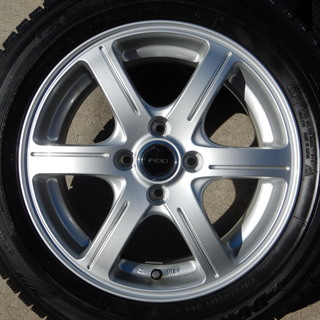 ＦＥＩＤ　Ｇ６　１５インチ　スタッドレス　アクア、フィット、キューブ
