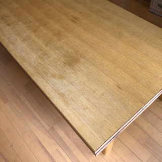 伸ばせるテーブル