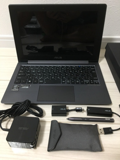 【希少】ASUS TAICHI 21-3337 core i5 SSD128GB 11.6インチ（フルHD）