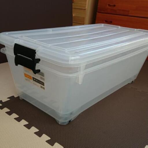 コロ付収納BOX  衣装ケース