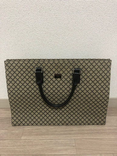 GUCCIビジネスバッグ✨