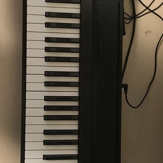 電子ピアノCASIO PX -135
