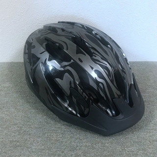 OGK　ヘルメット　黒　記載サイズ　56～58cm 子供用