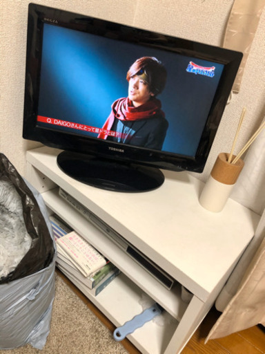 テレビ、テレビ台、DVDプレーヤーお譲りします！